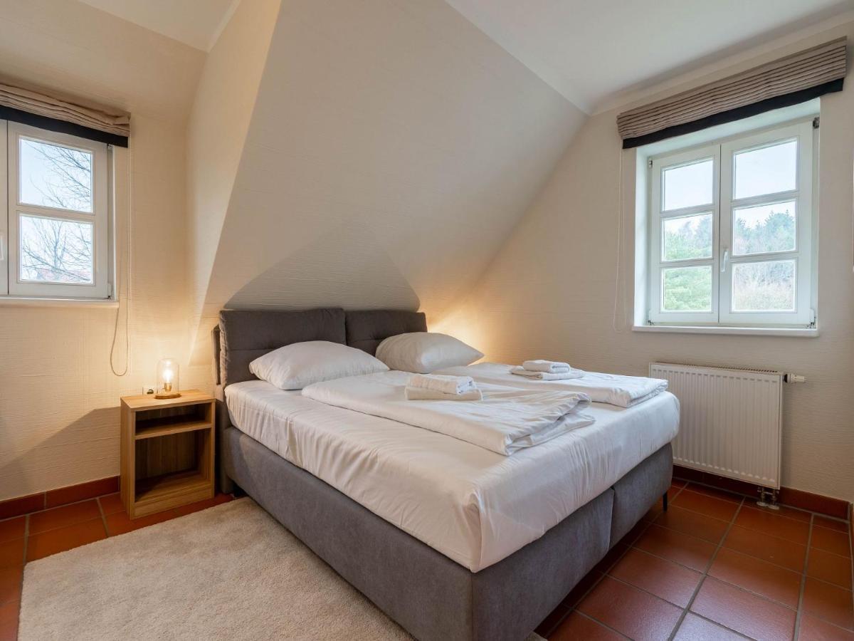 Feriendorf Rugana - Klassik Appartement Mit 2 Schlafzimmern Und Terrasse A25 Dranske Bagian luar foto